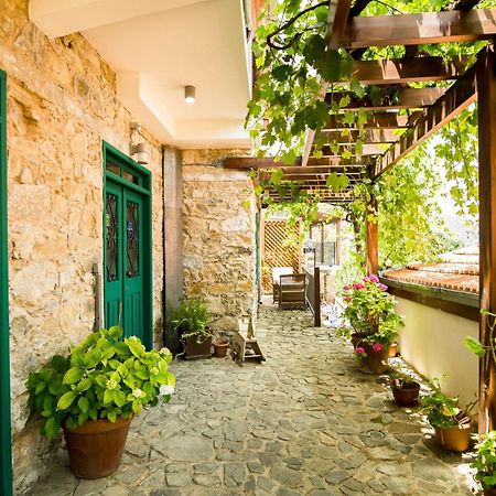 Anastou'S Traditional House Kalopanagiotis Exterior foto